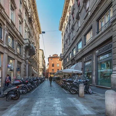 アパート Piazza Del Nettuno ボローニャ
